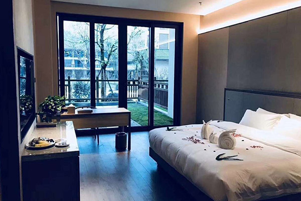 迪歐家具2000萬(wàn)酒店案例 -- 石阡梵凈山溫泉小鎮(zhèn)