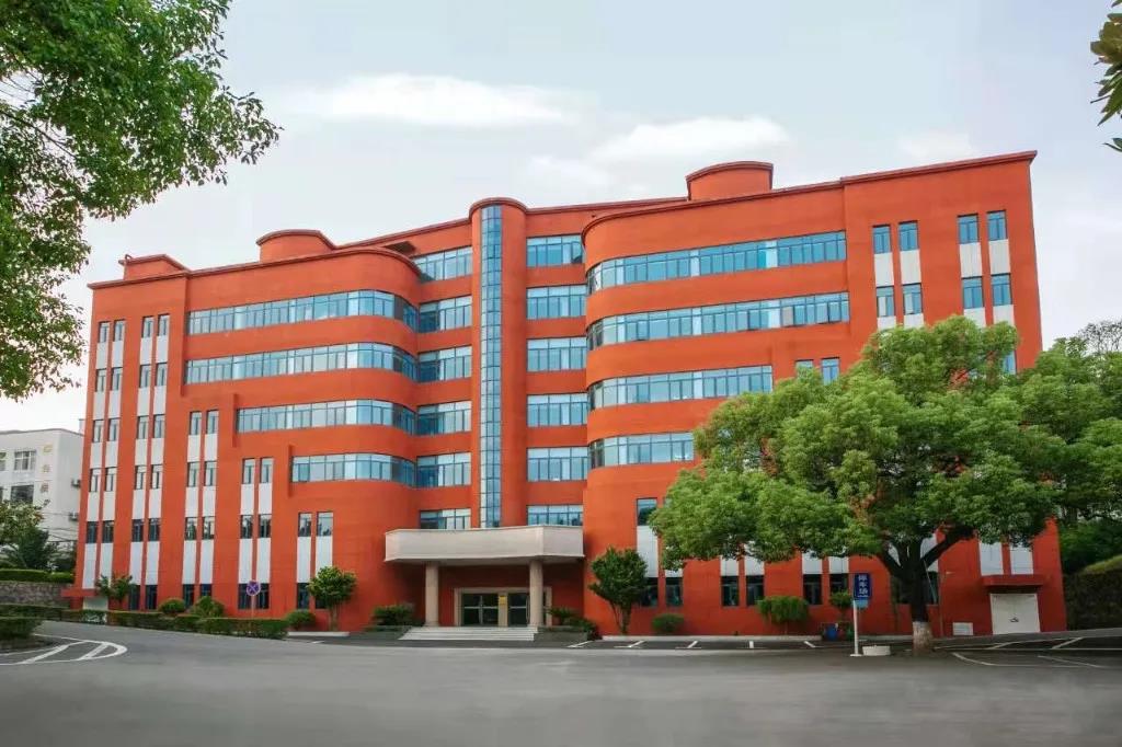 ◎公務(wù)員樓外觀建筑