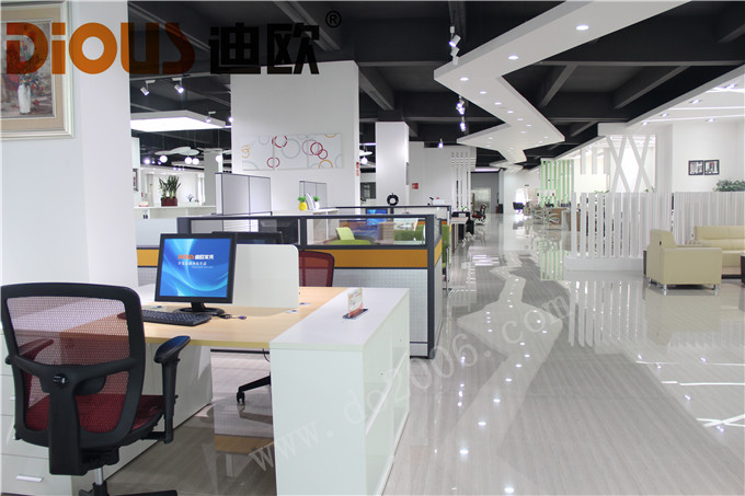 辦公桌保養(yǎng)